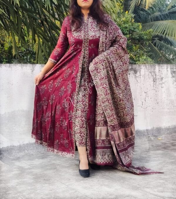 Straight cut anarkali with dupatta 😍❤️